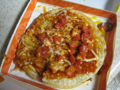 tacobell_mexican_pizza_01.jpg